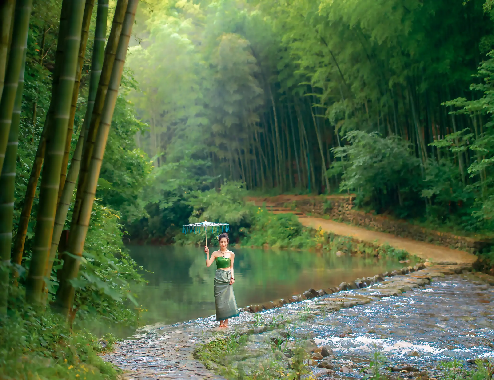 [YITUYU] 2021.07.23 Vol.098 – Jiuzhaigou Style trees#[38P]-38